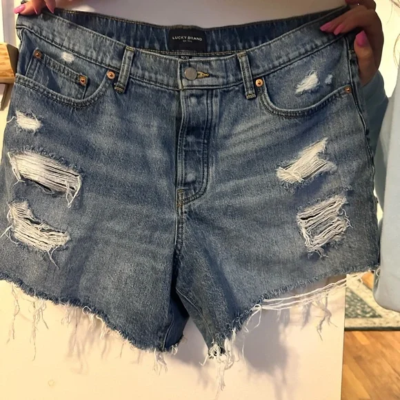 Lucky Brand Women's Ripped Jean Shorts - Light Blue - Picture 1 of 7